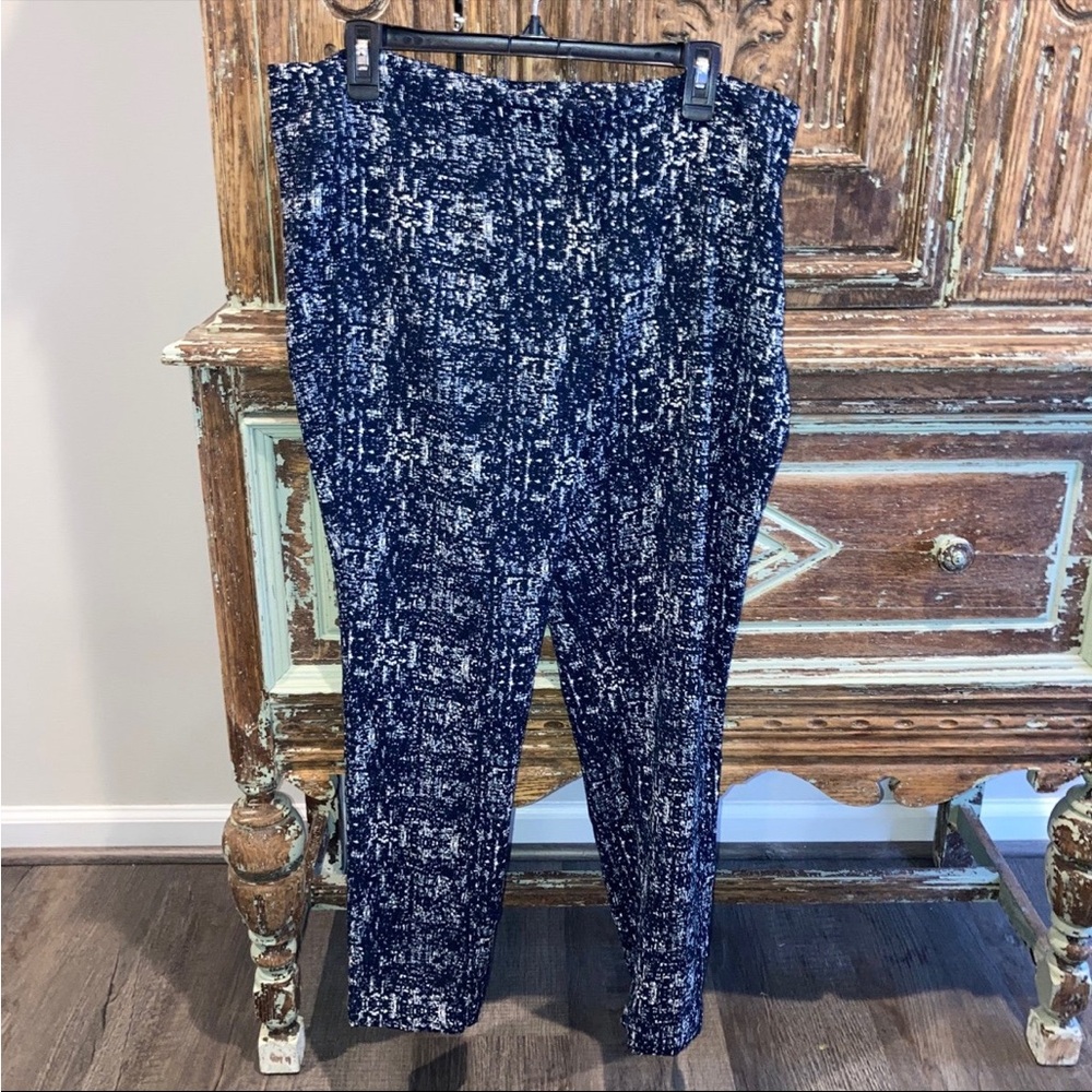 Kenar Navy and White Abstract Pants